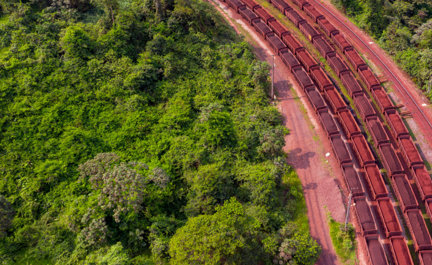 Pode colocar imagem da estrada de minerio  