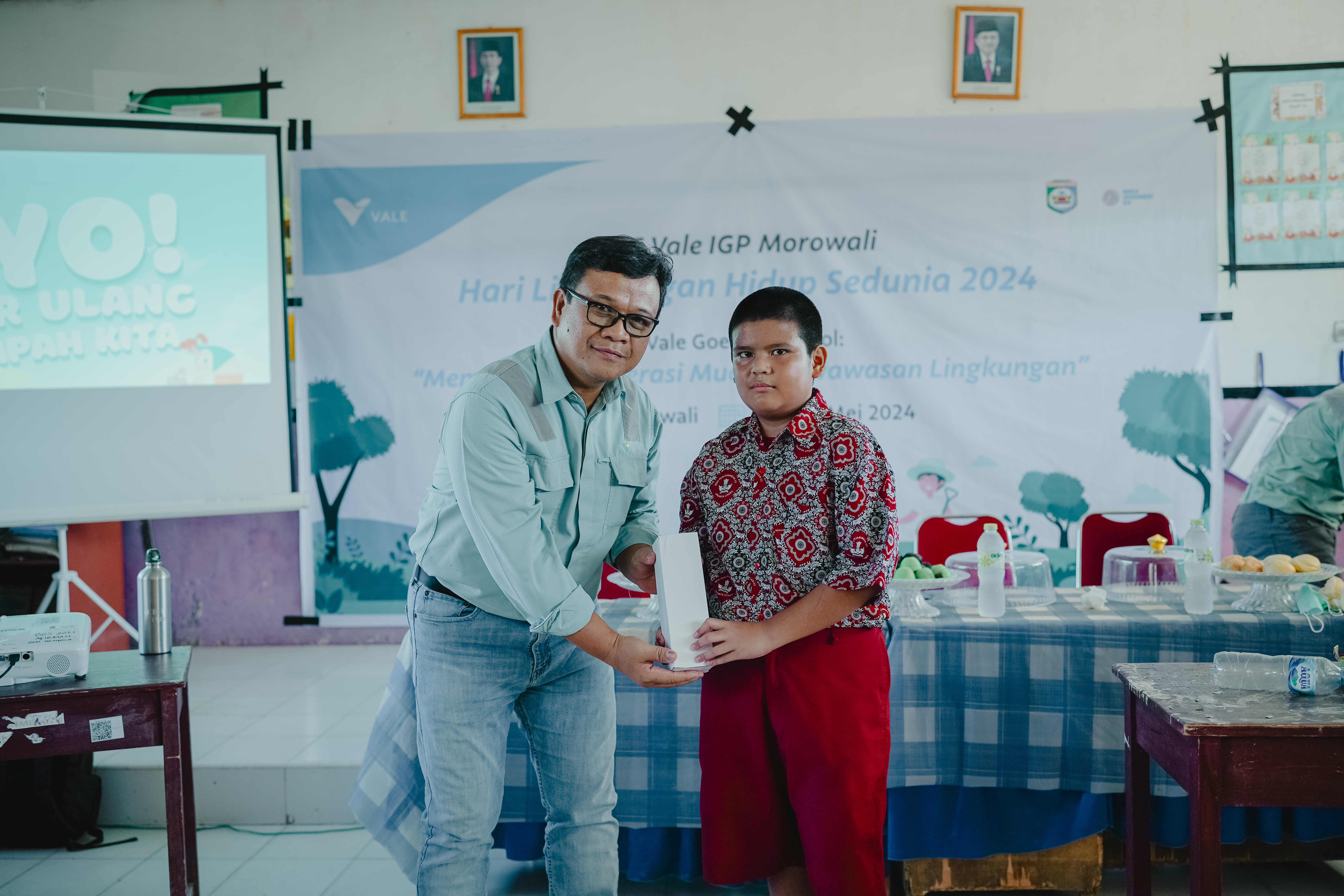 PT Vale Indonesia Tbk (PT Vale) Indonesia Growth Project (IGP) Morowali menggelar kegiatan Vale Goes to School, sebagai salah satu rangkaian kegiatan Hari Lingkungan Hidup Sedunia (World Environment Day 2024), pada Rabu-Kamis (29-30/5/2024).