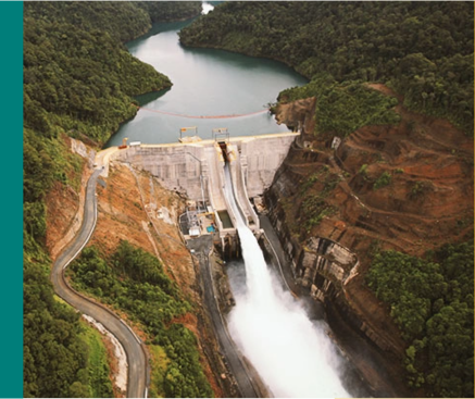 Sungai dengan perkebunan di sekitarnya melindungi konstruksi Vale.